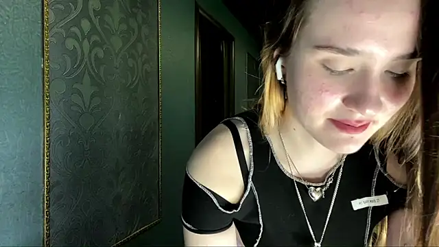 CarmelaLiebherr Chat XXX live