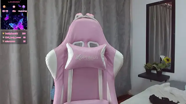 Chat +18 de Keyla01_ ao vivo