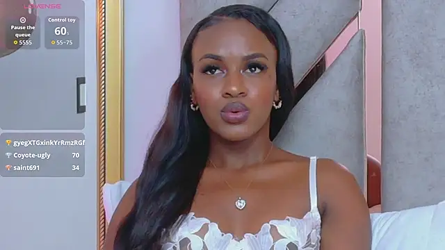 Chat XXX en directo de Sally-Noa