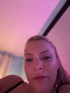 AnastasiaAniess Adlı Modelin Canlı XXX Sohbeti