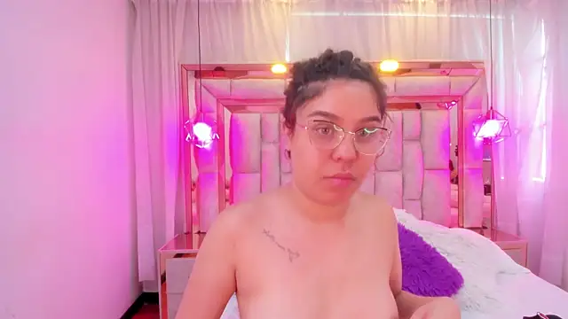 AllisonAdams_'s Live XXX Chat