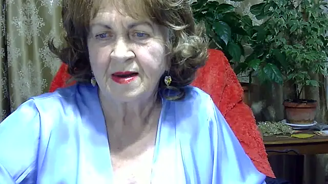 Emma52610's Live XXX Chat