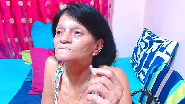 Chat XXX ao vivo de SLUTTYROXY