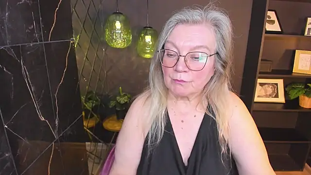 NataliMellow's Webcam Show