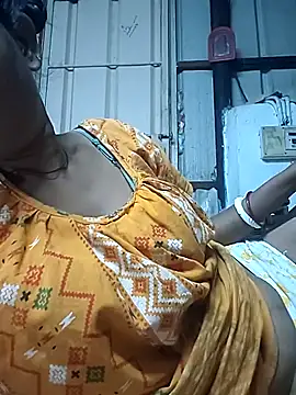 Chat +18 de Sweet-runi ao vivo