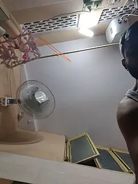 Rohit19997776 Chat XXX in diretta