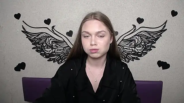 LaraPika élő XXX-chatje