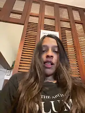 OrianaXclusive élő XXX-chatje