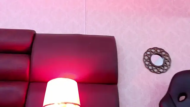 Chat XXX en directo de EllaEvanzz