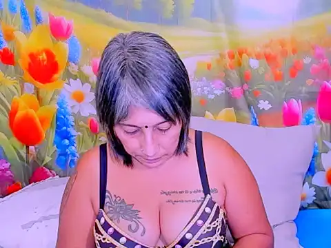 Онлайн чат XXX indianroxy