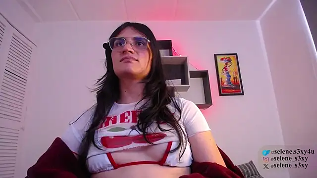 selene_cutie – webcam-show