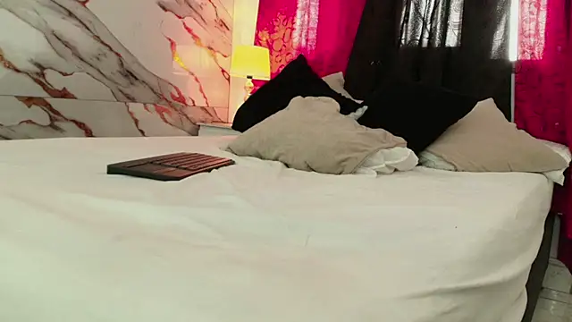 pretty_ariiel Webcam Show