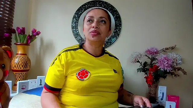 Maye_Milf_ – Live XXX-chat