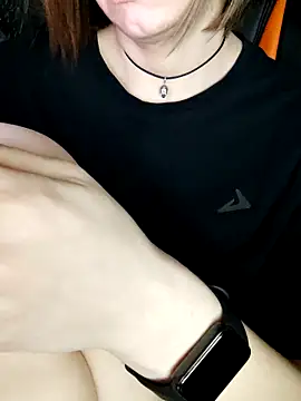 Aashikalaa's Live XXX Chat