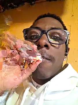 hormoneactivated Webcam Show