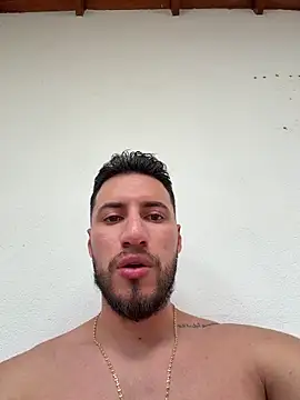 Thiago_Hill Show in webcam