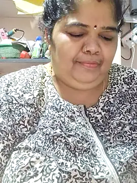 Živý XXX chat tamilthanushri