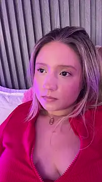 MiaPetit_'s Live XXX Chat