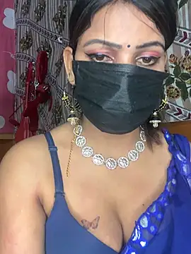 CUTI-NAINA লাইভ XXX চ্যাট