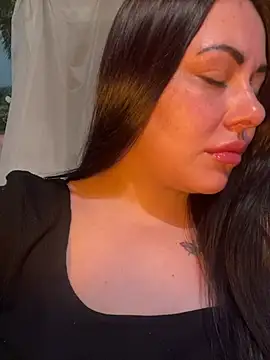 DaisyStreet 라이브 XXX 채팅