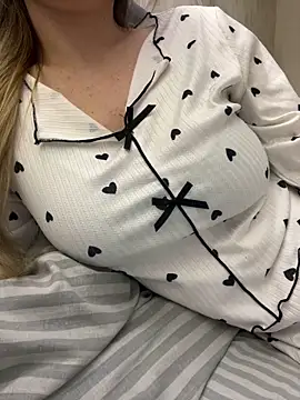 Majic_Maffin live XXX chat