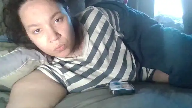 bellakay19 élő XXX-chatje