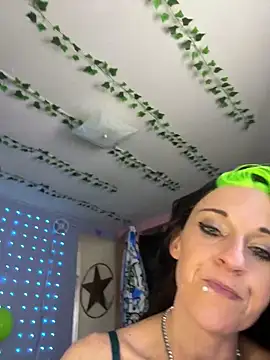 Purple2StayThnxx: вебкам-шоу