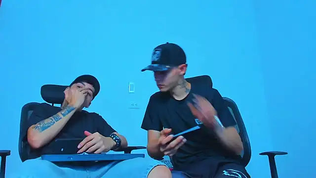 Thomas-Wilのウェブカメラショー