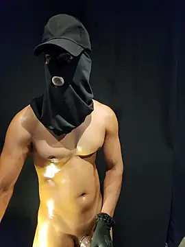 my_hardest_C0ck: διαδικτυακό σόου στην κάμερα