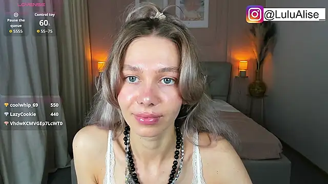 LuluAlis 即時 XXX 聊天