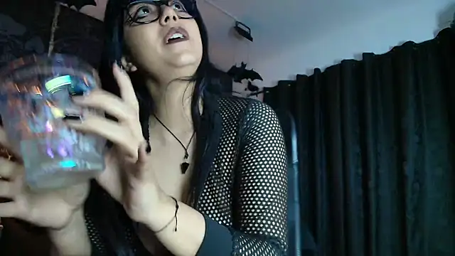 AlexHoe_ 即時 XXX 聊天