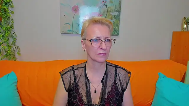 iamyourdream89n Live XXX chat