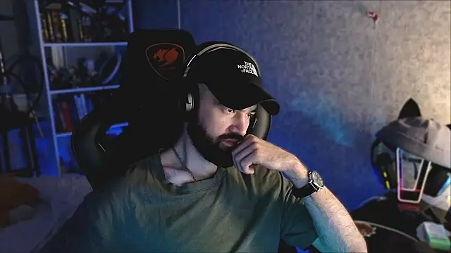 _Mostly_ Pertunjukan Webcam