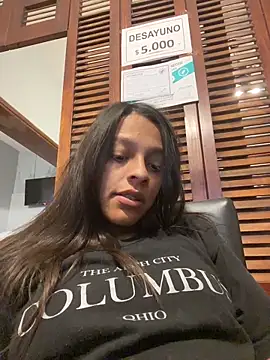 Živý XXX chat OrianaXclusive