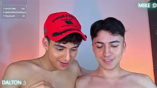 Chat XXX en directo de Mike_Benelli