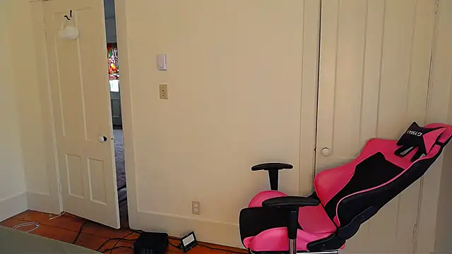 switchykitty Adlı Modelin Canlı XXX Sohbeti