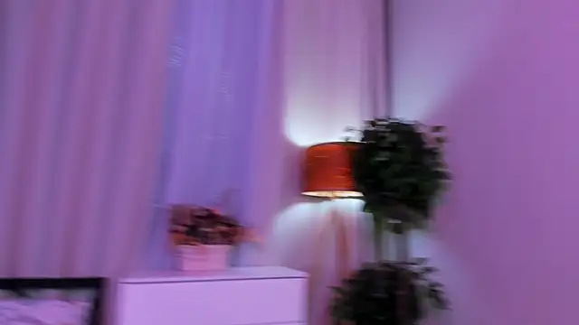 ErinBissonnetteのウェブカメラショー