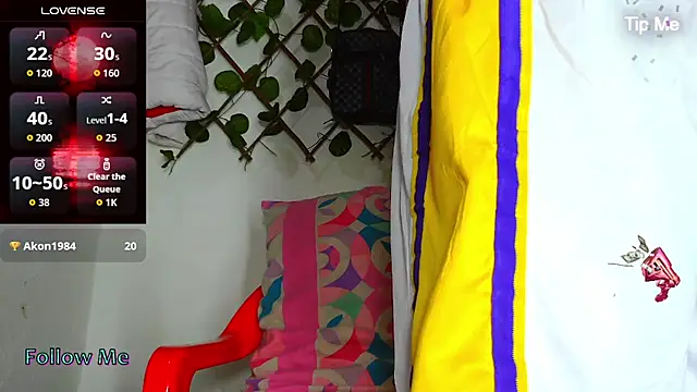 Chatroom XXX en direct de Themasterhades_777