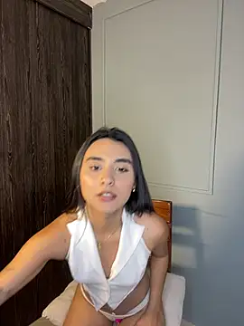 Zafira_Montiel Adlı Modelin Canlı XXX Sohbeti