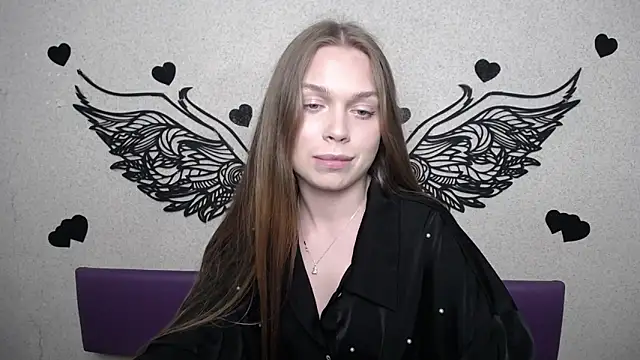 LaraPika live XXX chat