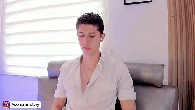 Dorianmistery2322_ Chat XXX in diretta