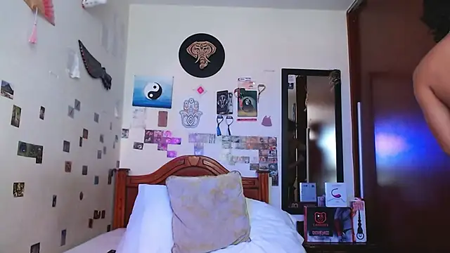 دردشة DannyPhantom555 الجنسية المباشرة