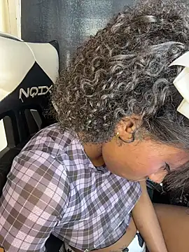 Show de Morena_fire na webcam