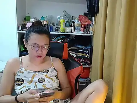 crizzybel's Webcam Show