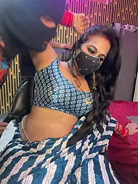 Show modela item_GirI na web-kameri