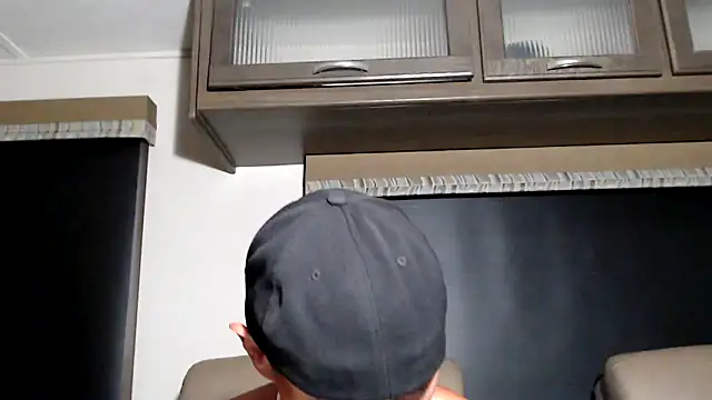 Chat XXX en directo de ThickD2C