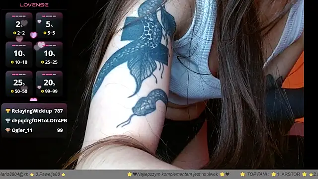 __Leyla__ Adlı Modelin Canlı XXX Sohbeti