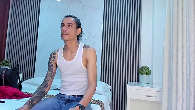 Chatroom XXX en direct de JackAndRosse_