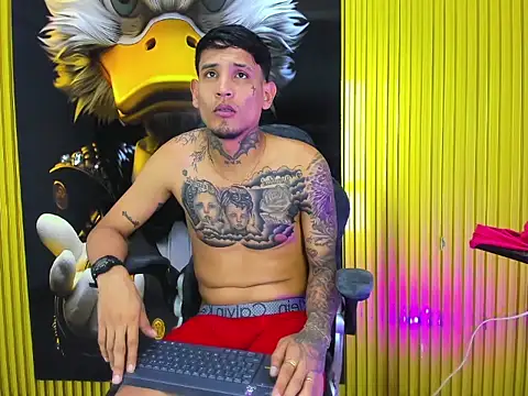 Winsord_Bigcock: διαδικτυακό σόου στην κάμερα