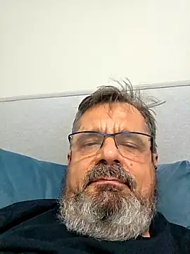 Axer1960 live XXX chat